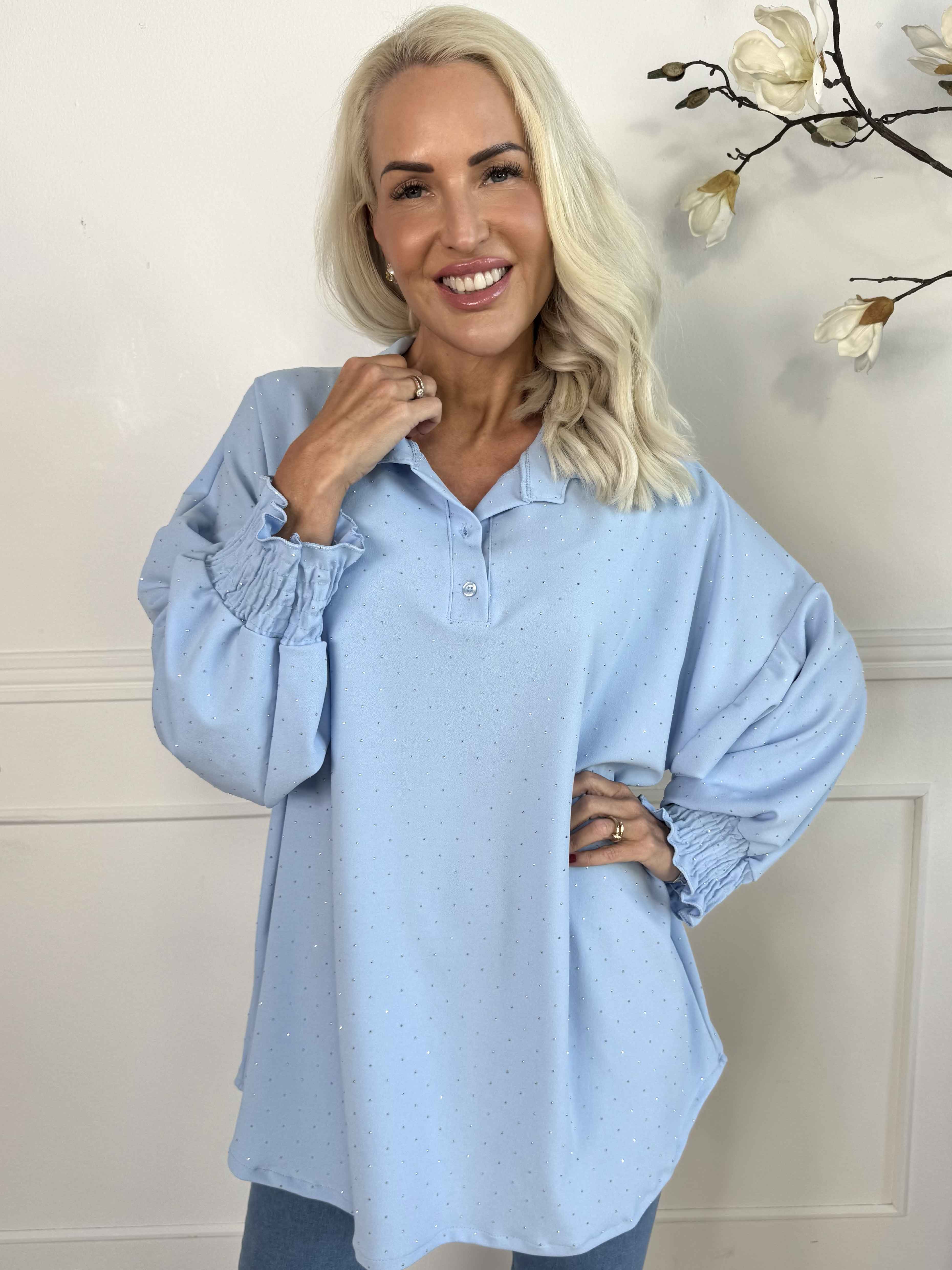 Aria - Tunika utsmyckad med gjutform och smock vid ärmen